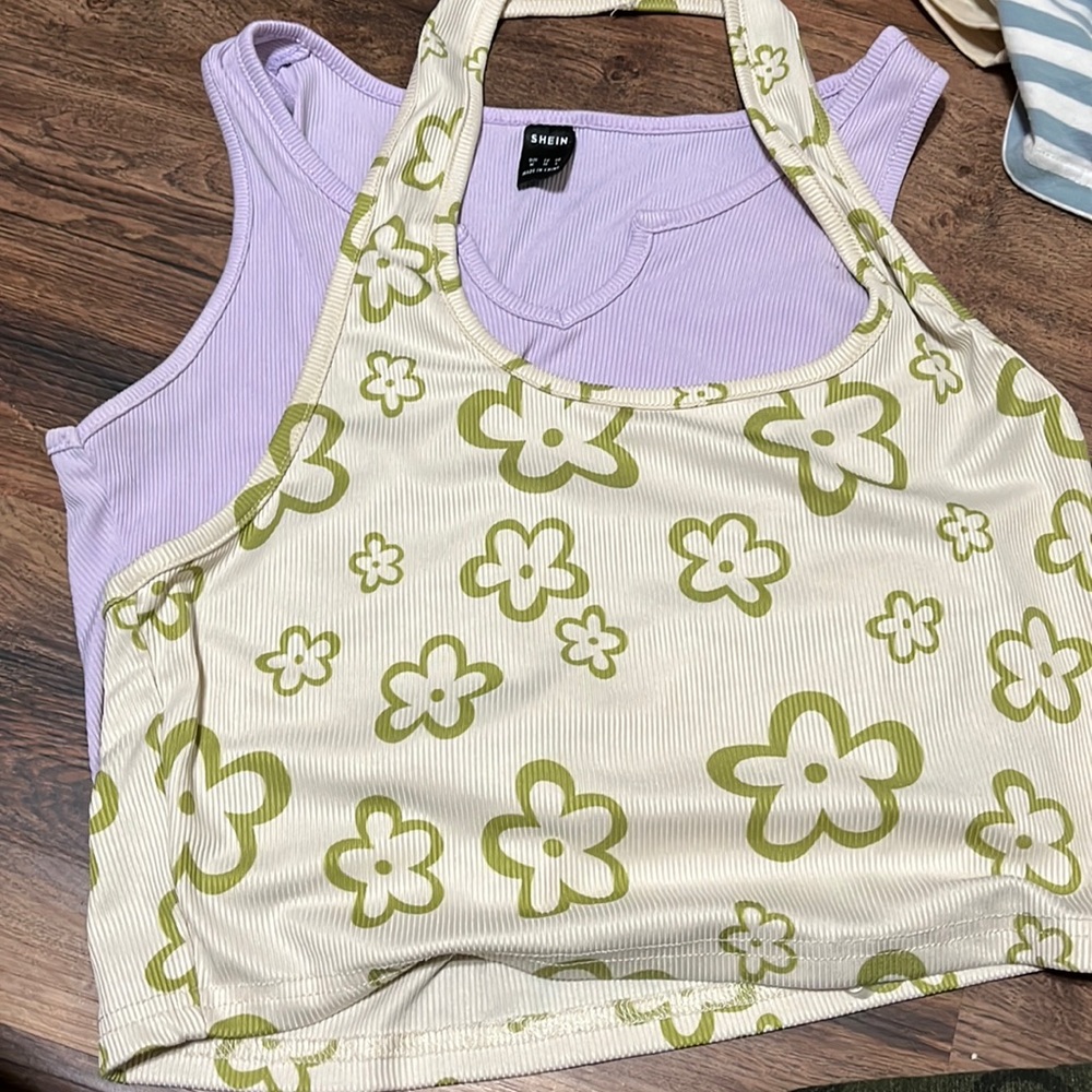 set of two shein tops perfect for summer